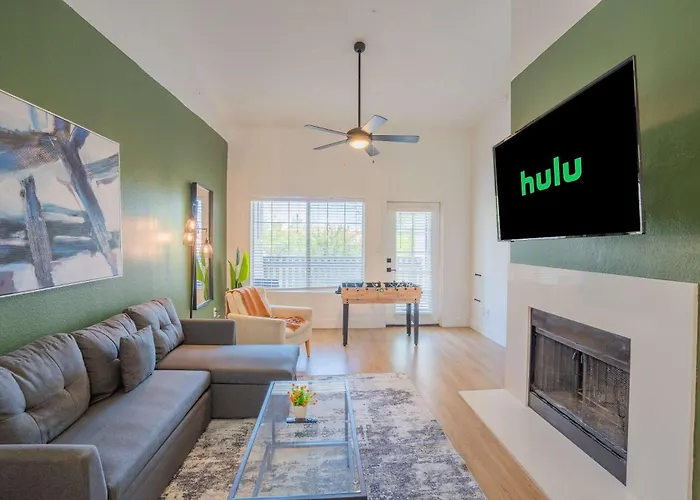 Chic Near Tpc Pool Balcony Parking Wd Wifi *
