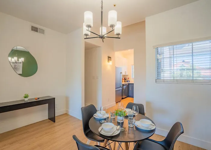 Chic Near Tpc Pool Balcony Parking Wd Wifi *