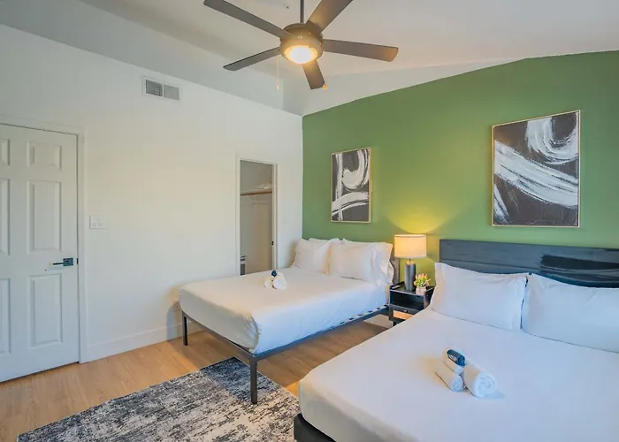 Chic Near Tpc Pool Balcony Parking Wd Wifi